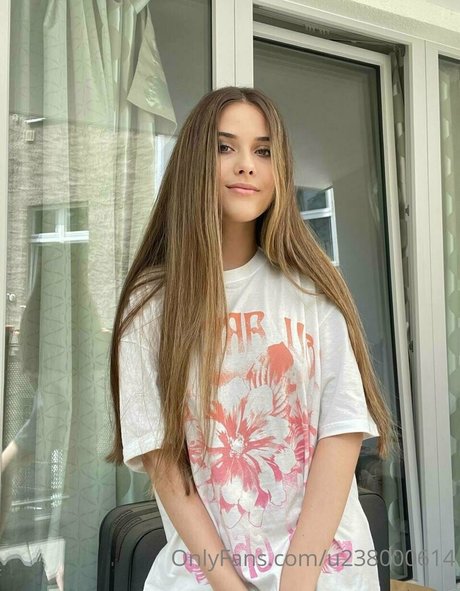 anastasiyan vip hd akt bild