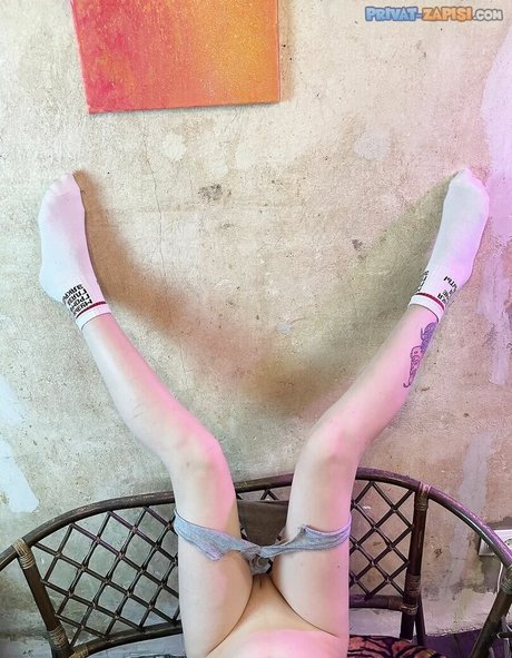 mittelgroße titten nur fans kunst nacktheit archiv