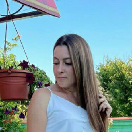 alayaflame hd nackt fotos