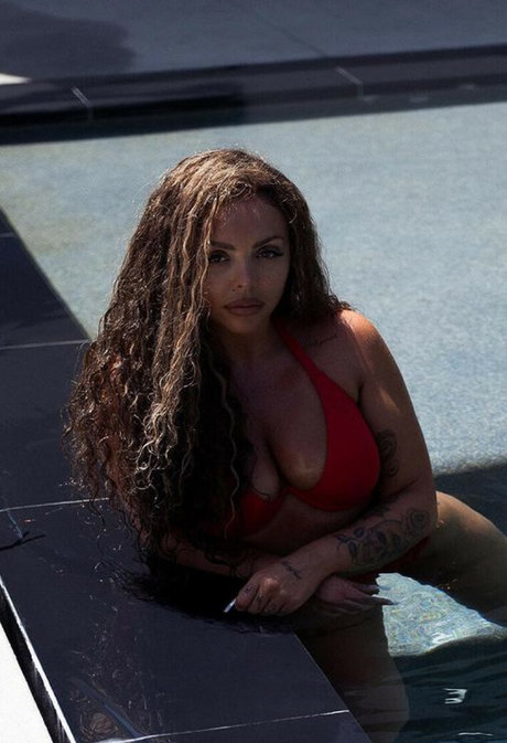 Jesy Nelson beste porno bilder