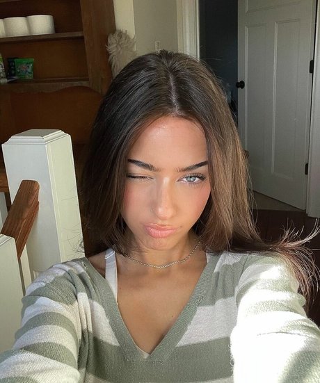 Lily Weber freie pornostar bild