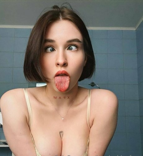 lovelychloefree Bilder