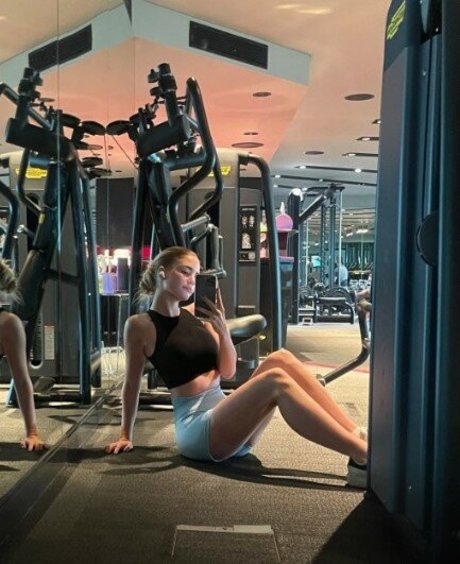 fab ienne0805 schöne nackten bild