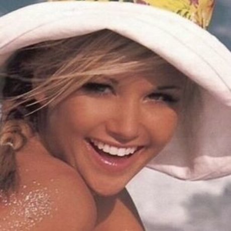 Kara Monaco akt archiv