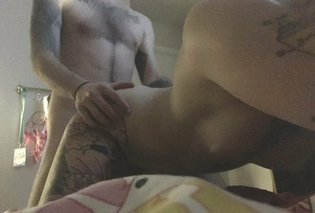 Modelmissbee nacktheit xxx bild