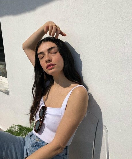 Hazar Erguclu exklusive pornografische bild