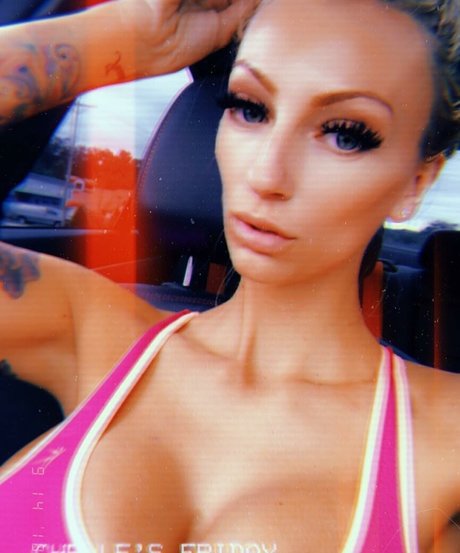 Michelle Pimer nackt erotische bild