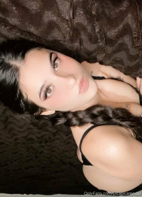 picapicamodel nackt akt galerie