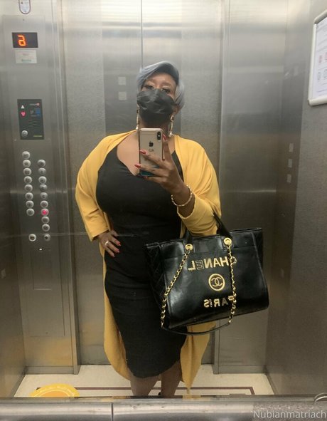 madam___caramel exklusive freie foto