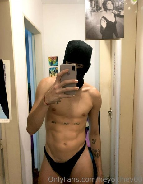 heyokihey00 exklusive nackte bilder