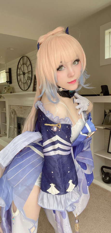 Meikasama schauspielerin nackt fotos