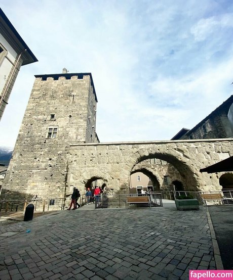 Elloah Guedes heiße pornografische bilder