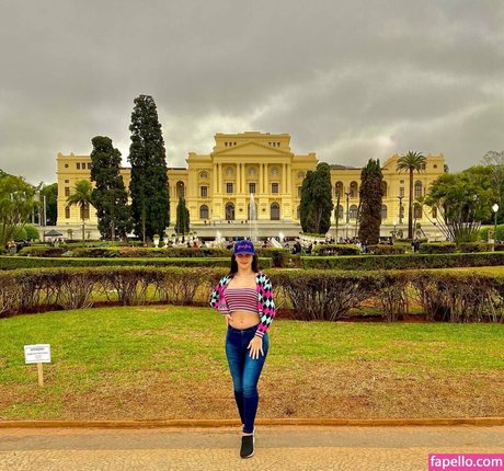 Elloah Guedes nackt xxx galerie