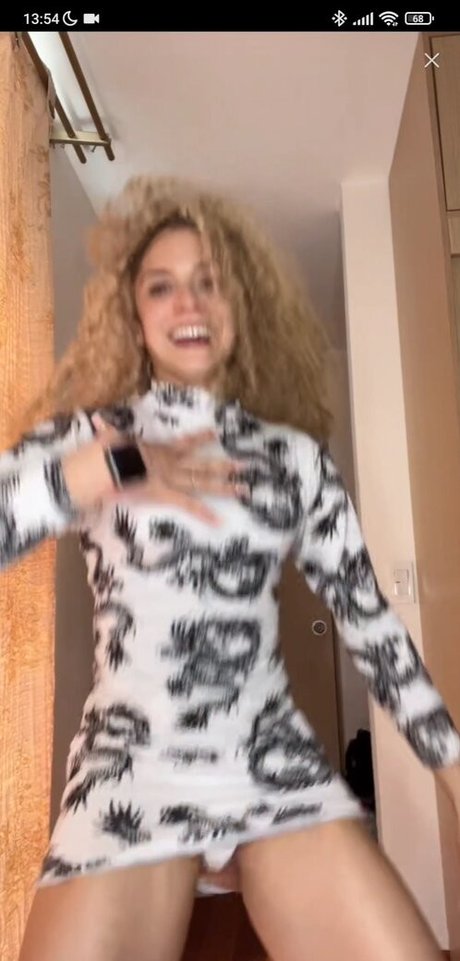 official miel nackte pornostar galerien