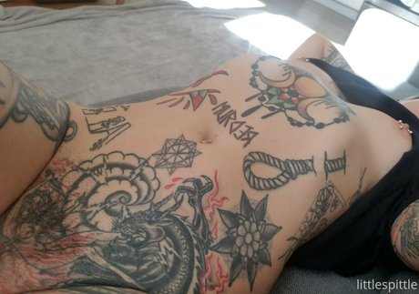 Little Spittle beste nacktheit bild