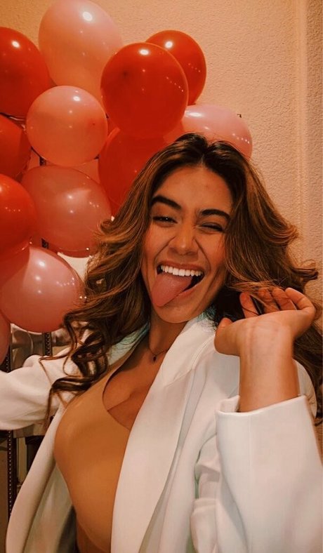 Nilaiyah Rey erotische kunst bild