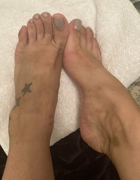 thedollybig pornostar perfekte bilder