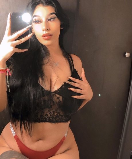 Fernanda V sexy exklusive bilder