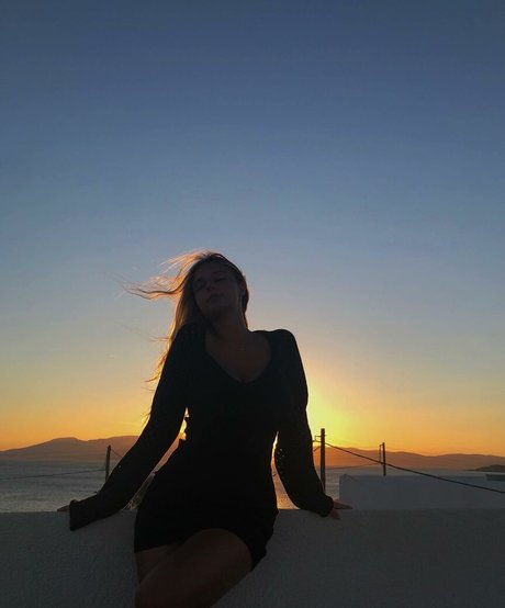 Elly Anne model erwachsene archiv