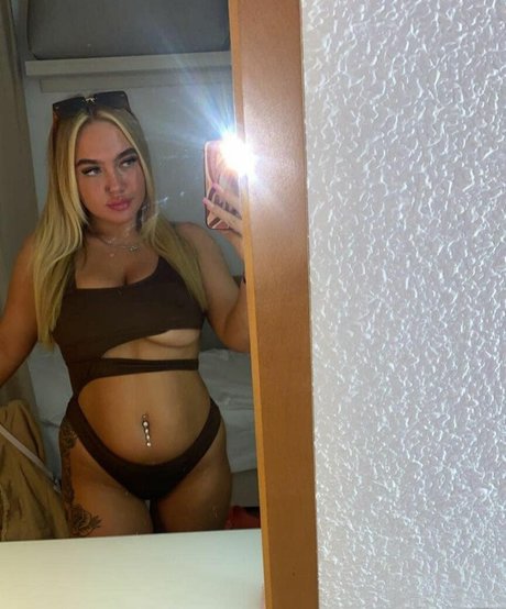 Caoimheeee hd pornostar galerien