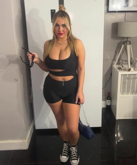 Caoimheeee erotische hübsche bild