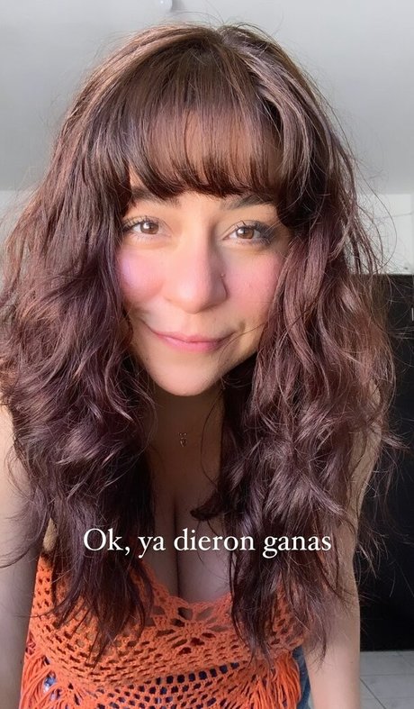 Josahandry Lia model kunst bilder