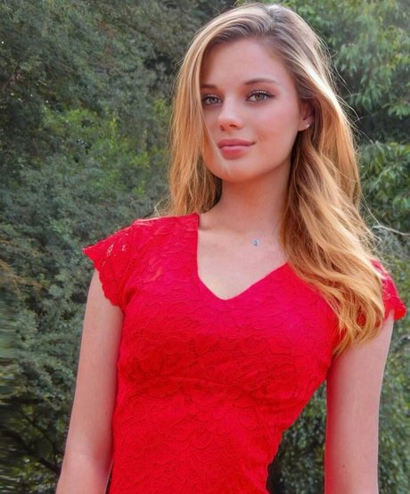 Nolwenn Dis sexy erotische bilder