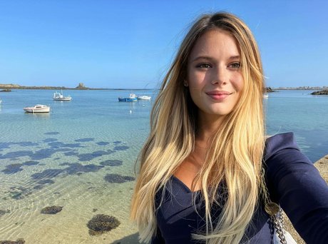 Nolwenn Dis top pornografische galerien