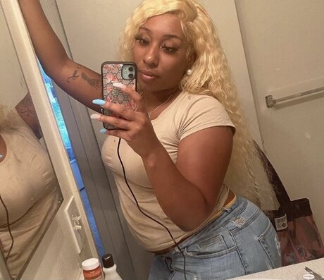 Sexy caramel nackt perfekte bild