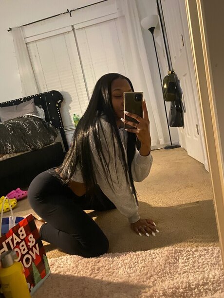 Itgirltorii schauspielerin freie foto