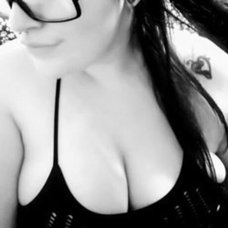 GeekyGoddessBri xxx sexy archiv