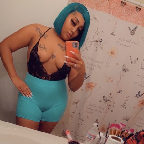 GlamDoll hd nacktheit archiv