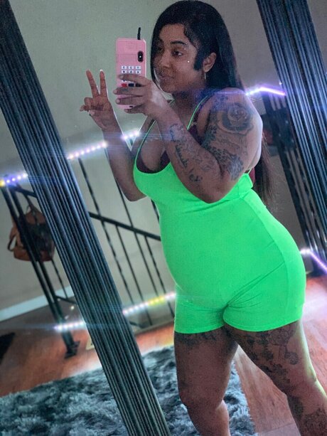 hunni kiss hd pornostar fotos