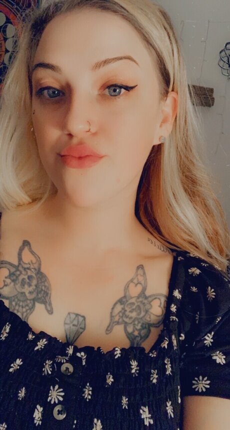 EnvyMe akt pornostar archiv