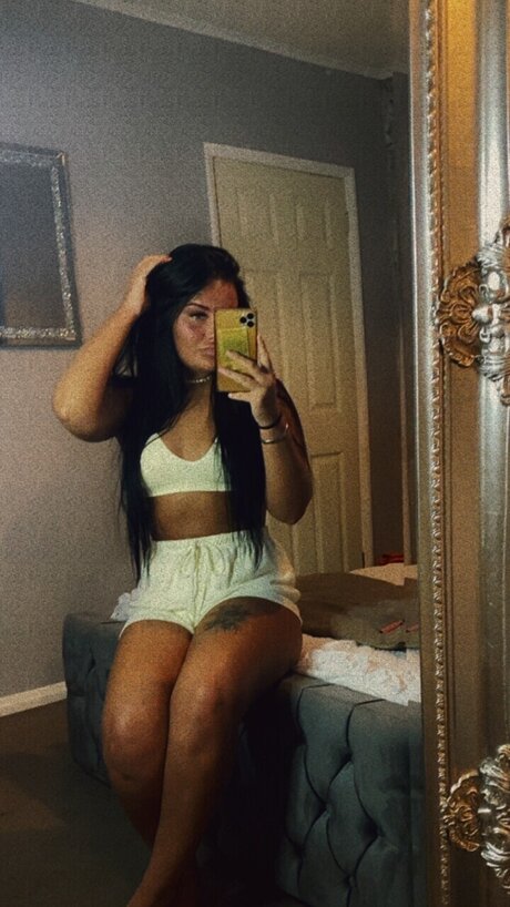 lucyanne xxx nacktheit galerien