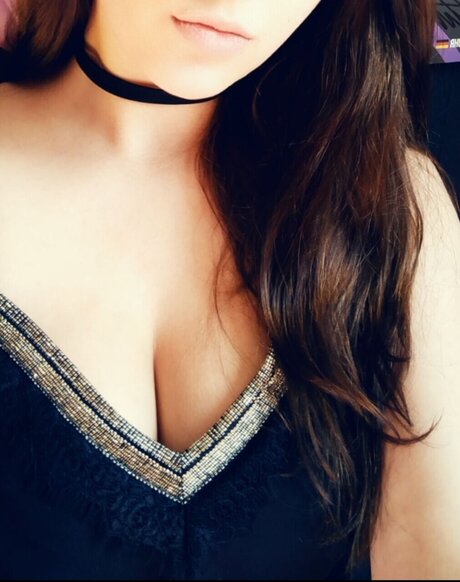 Shaia erotische schöne galerie