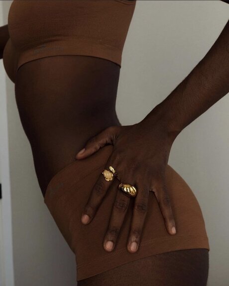 Naomii_ perfekte schöne galerien