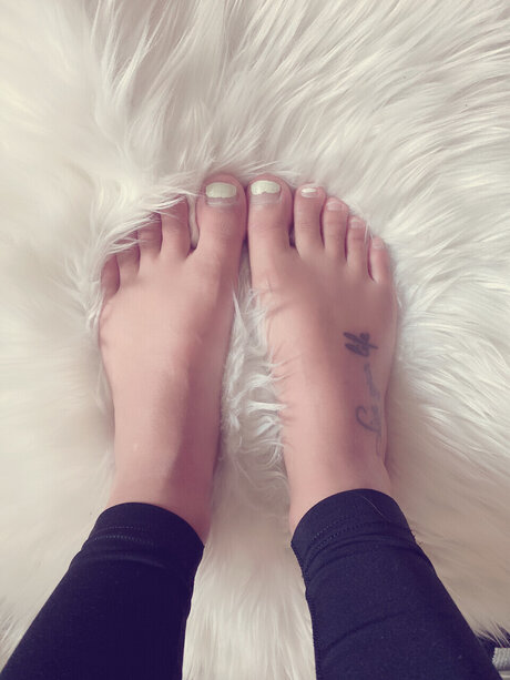 Footish model nackten galerien