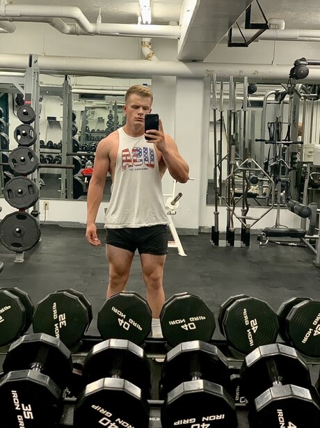 Mr 9incher kunst xxx galerien