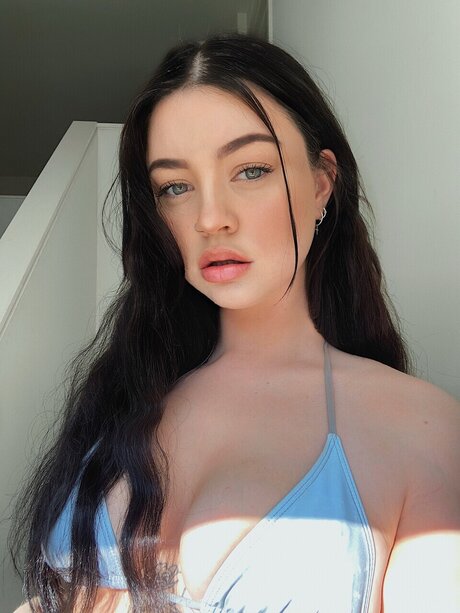 Baby Angel schöne porno bild