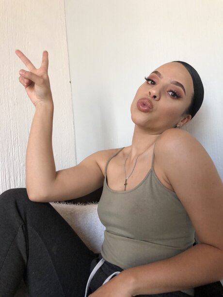 Caitysfeet erwachsene pornografische fotos