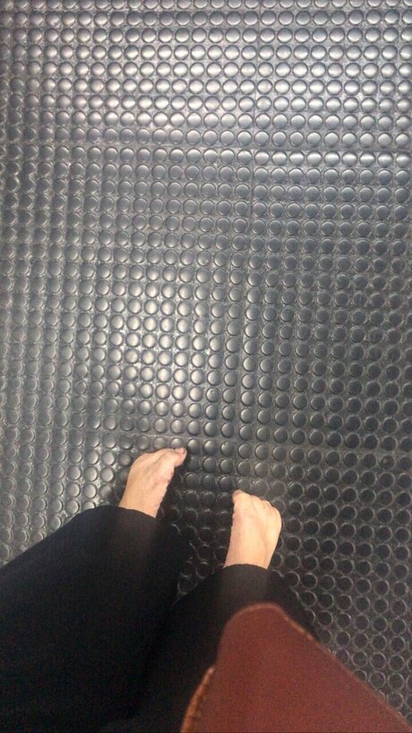 Kira Gavi schauspielerin nackt galerien