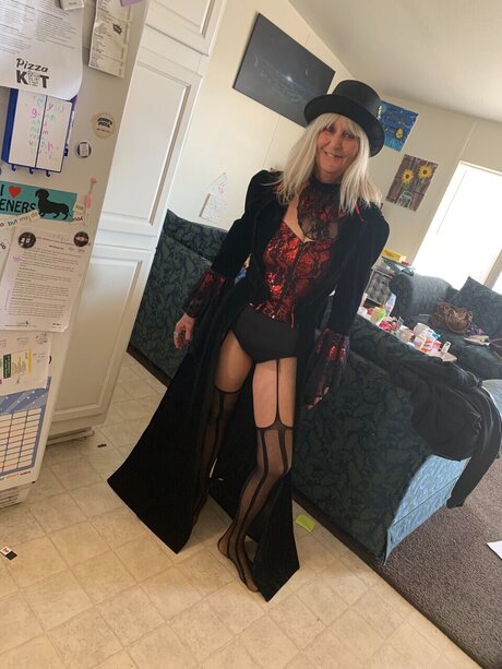 Tantalizing Enchantress kostenlose nette archiv