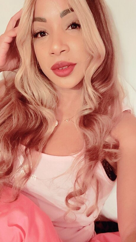 Lainhigualable model nacktheit galerie