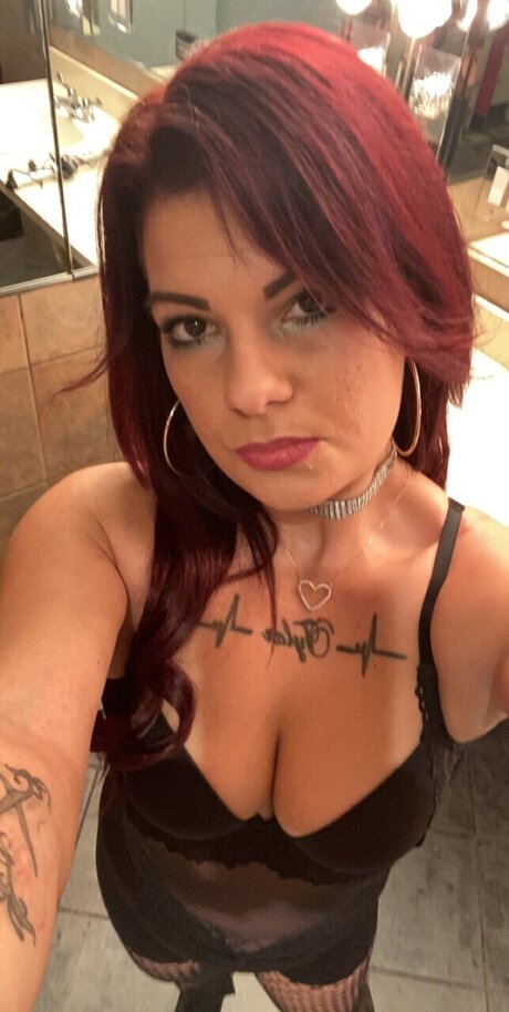 Nicole Marie top heiße fotos