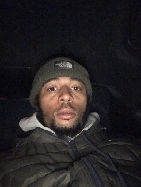 Elijah Barlow nackt top bilder