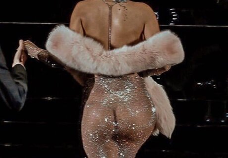 Jazmine Margiela nackten archiv