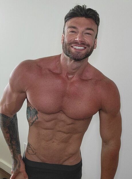 Massimo Leone perfekte hübsche galerien