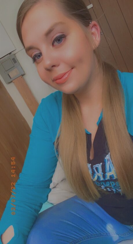 Kaylee Coyle porno nackt galerie