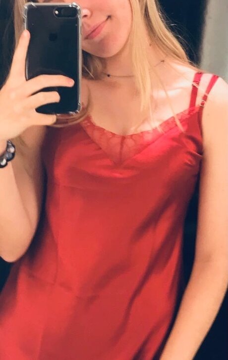 Lily Moore pornostar xxx foto